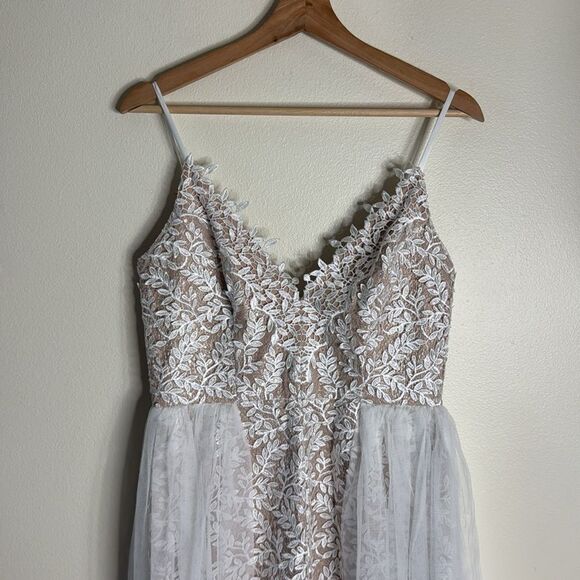 Aidan Mattox tulle-paneled guipure lace gown Prom Dress bride bridal size 6 - Picture 3 of 13